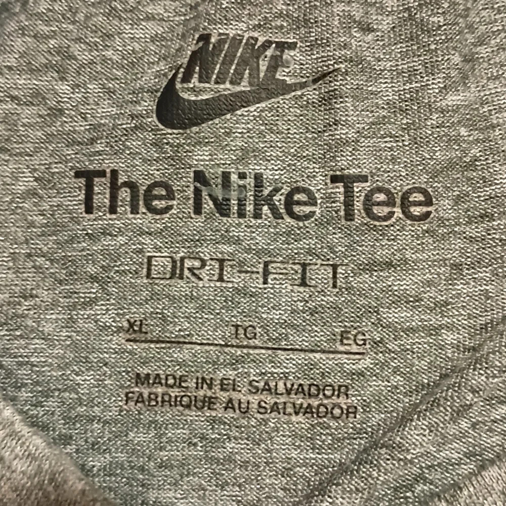 Youth XL grey nike boomers short sleeve t shirt - Picture 3 of 6